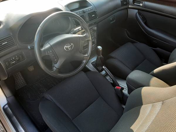Toyota Avensis 1.8 TROTINA Auto - autobazar