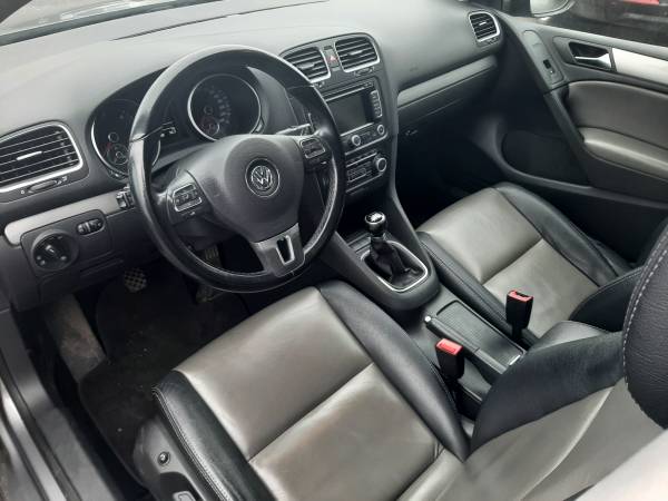 Volkswagen Golf 1.6 TDi TROTINA Auto - autobazar