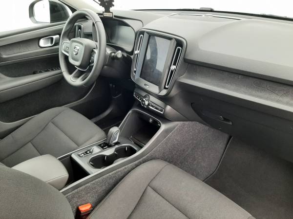 Volvo XC40 1.5 Momentum Core TROTINA Auto - autobazar