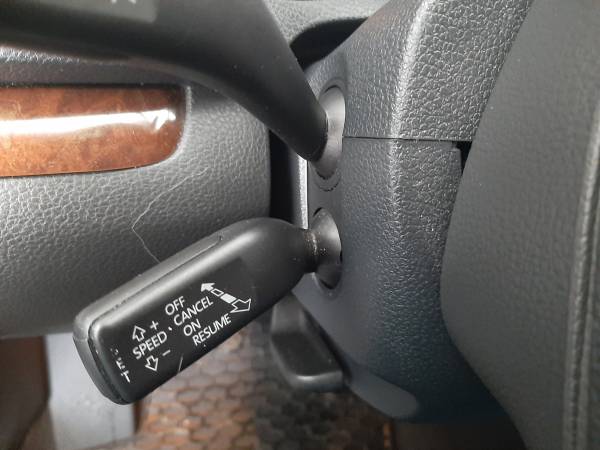 Volkswagen Sharan 2.0 TDi Highline TROTINA Auto - autobazar