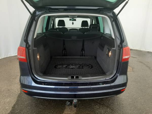 Volkswagen Sharan 2.0 TDi Highline TROTINA Auto - autobazar