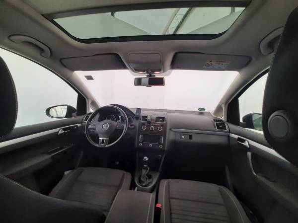 Volkswagen Touran 1.6 TDi TROTINA Auto - autobazar