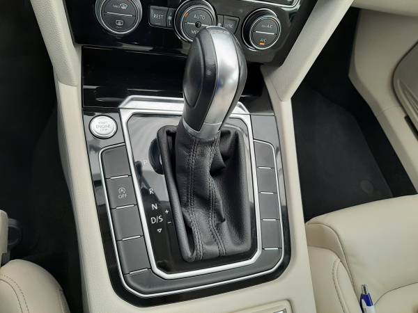 Volkswagen Passat 2.0 TDi DSG TROTINA Auto - autobazar